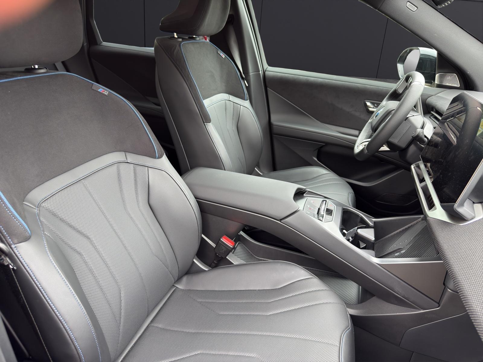 BMW iX3 xDrive50-image-9