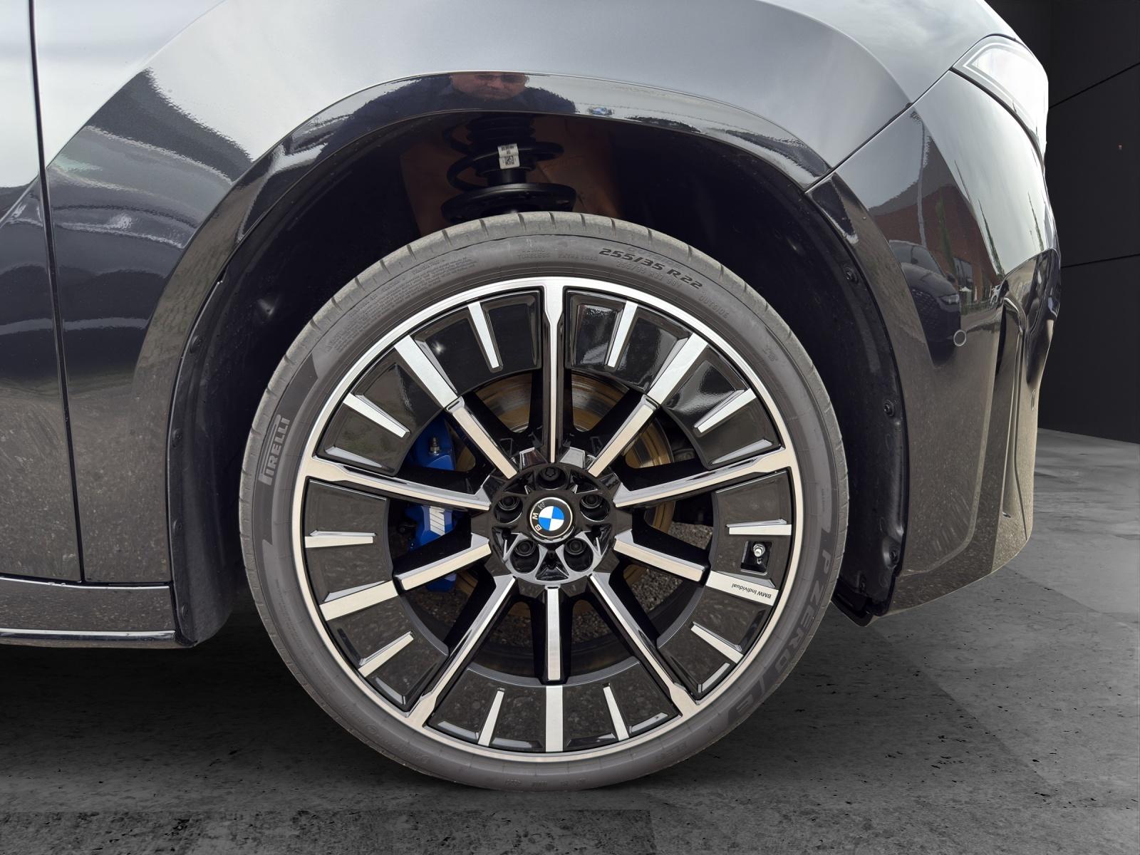 BMW iX3 xDrive50-image-8