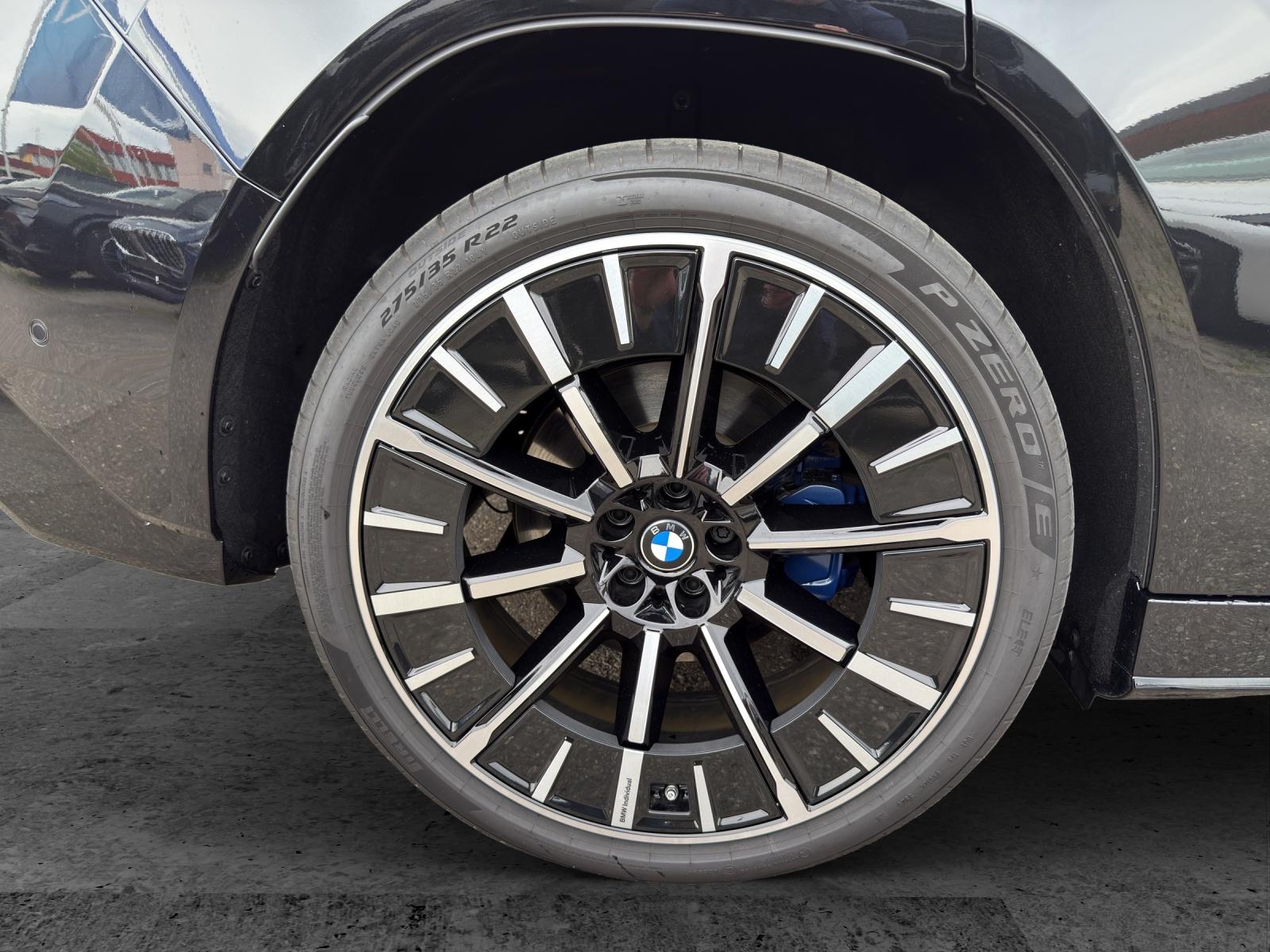 BMW iX3 xDrive50-image-7