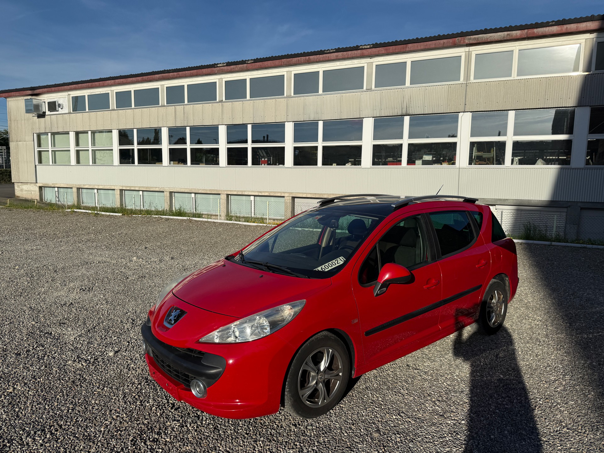 PEUGEOT 207 SW 1.6 16V Sport-image-2