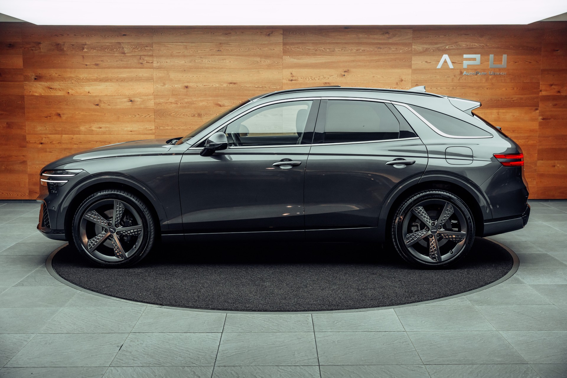GENESIS GV70 2.5 TGDI Sport AT8 AWD-image-9