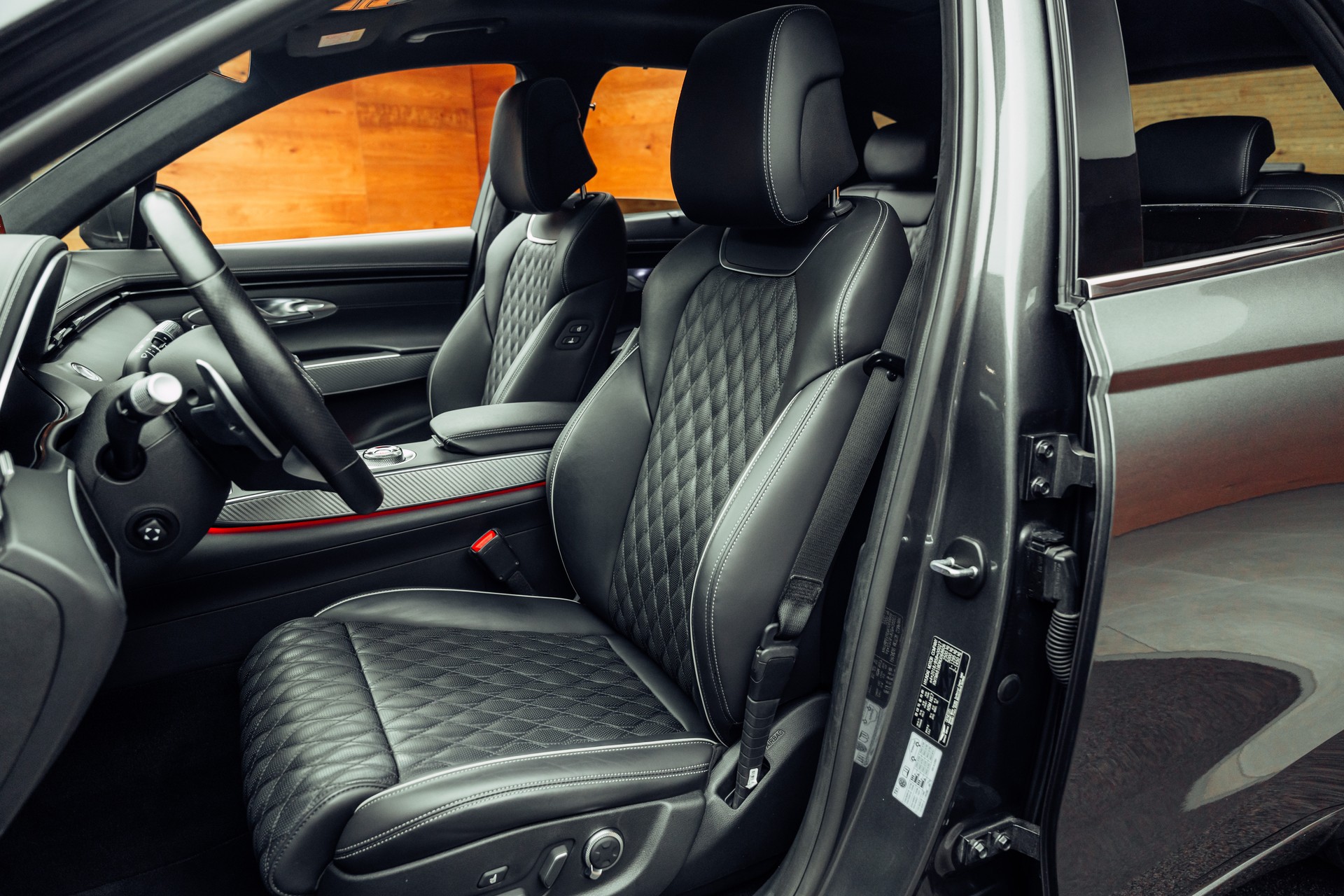 GENESIS GV70 2.5 TGDI Sport AT8 AWD-image-5