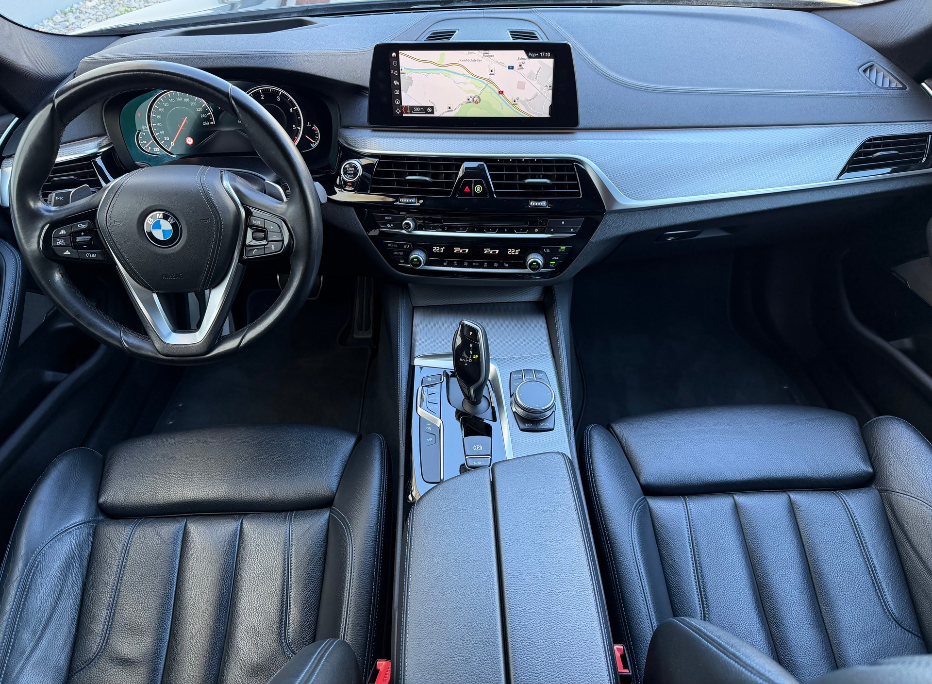BMW 520d xDrive Touring Steptronic-image-18