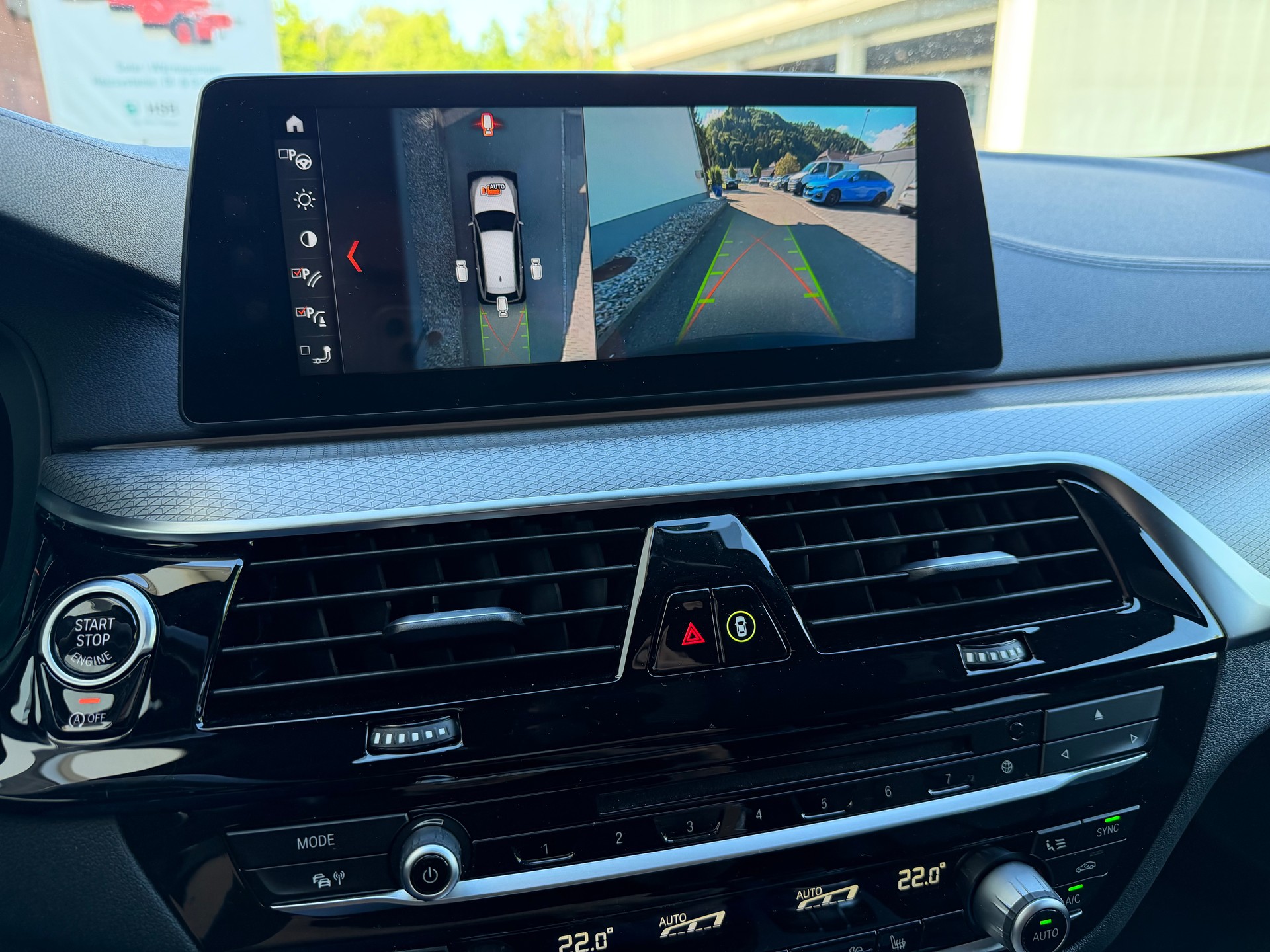 BMW 520d xDrive Touring Steptronic-image-23