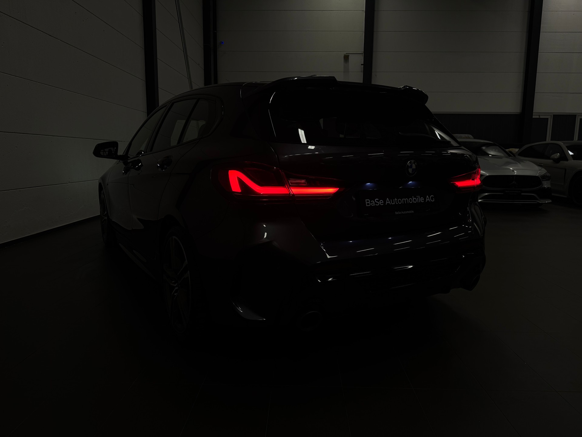 BMW M135i xDrive Steptronic-image-15
