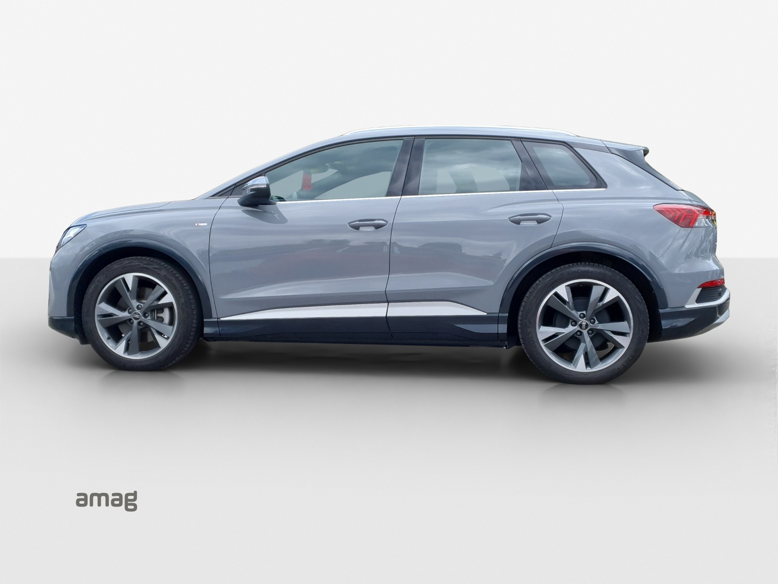 AUDI Q4 e-tron 50 quattro-image-1