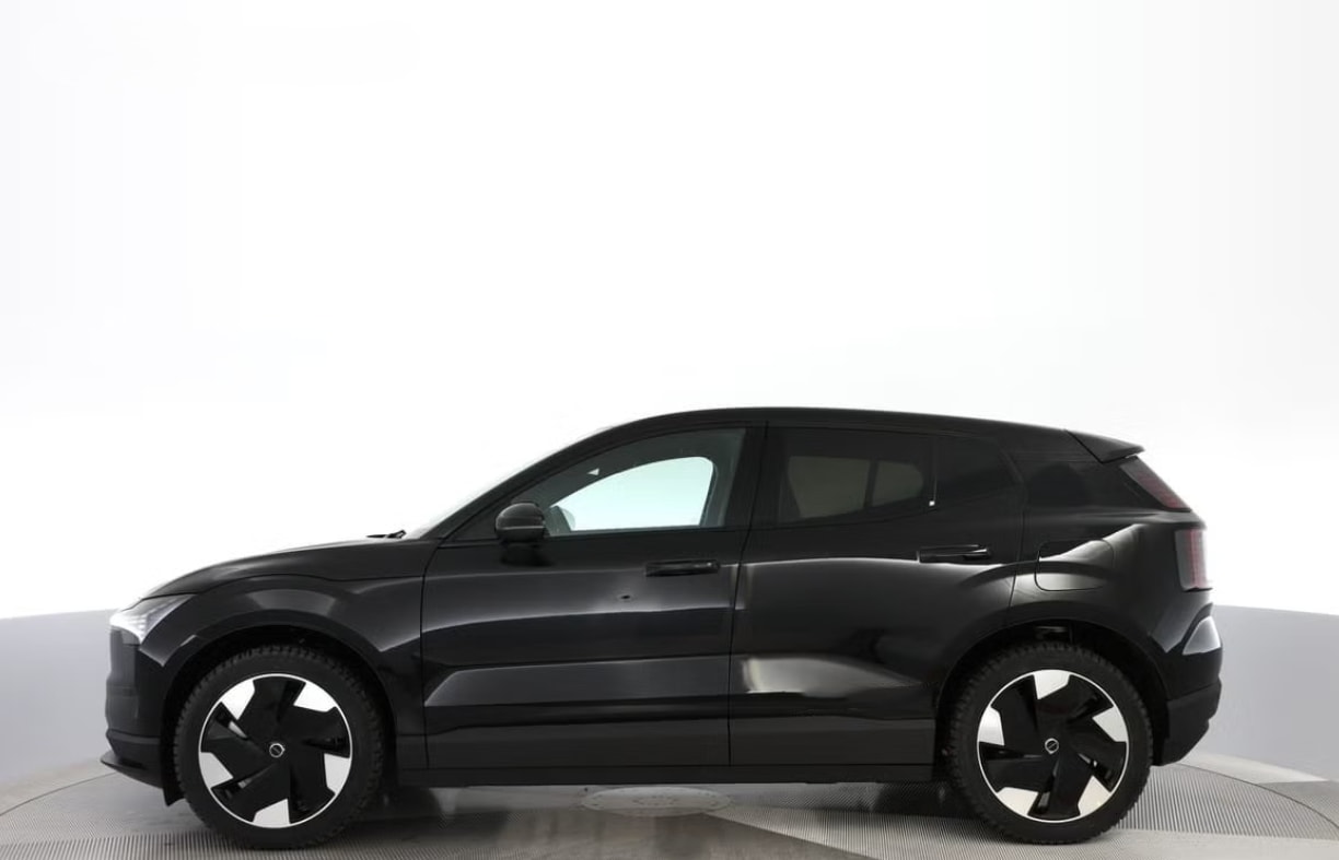 VOLVO EX30 E60 69kWh Twin Plus-image-1