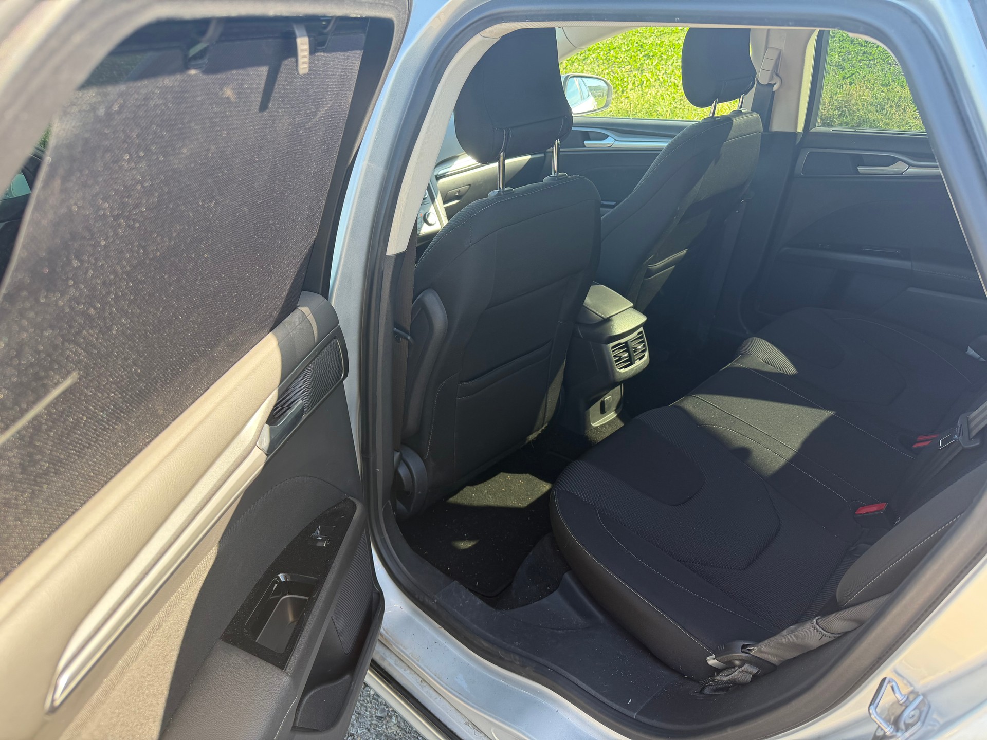 FORD MONDEO-image-12