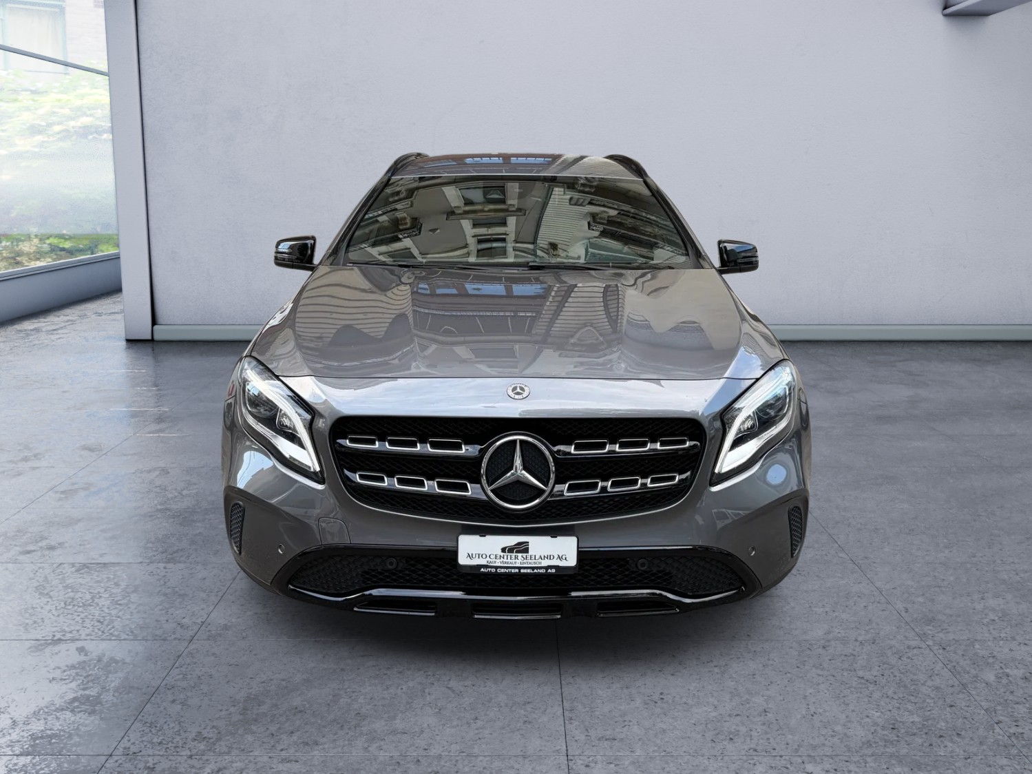 MERCEDES-BENZ GLA 220 Urban 4Matic 7G-DCT-image-0