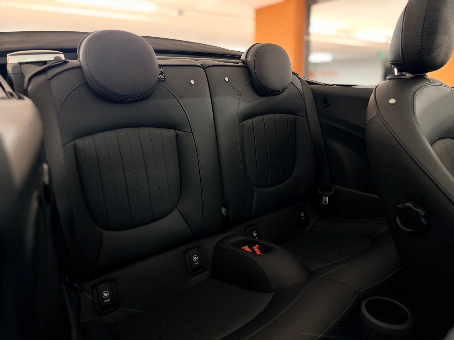 MINI Cooper John Cooper Works Cabriolet Steptronic-image-24
