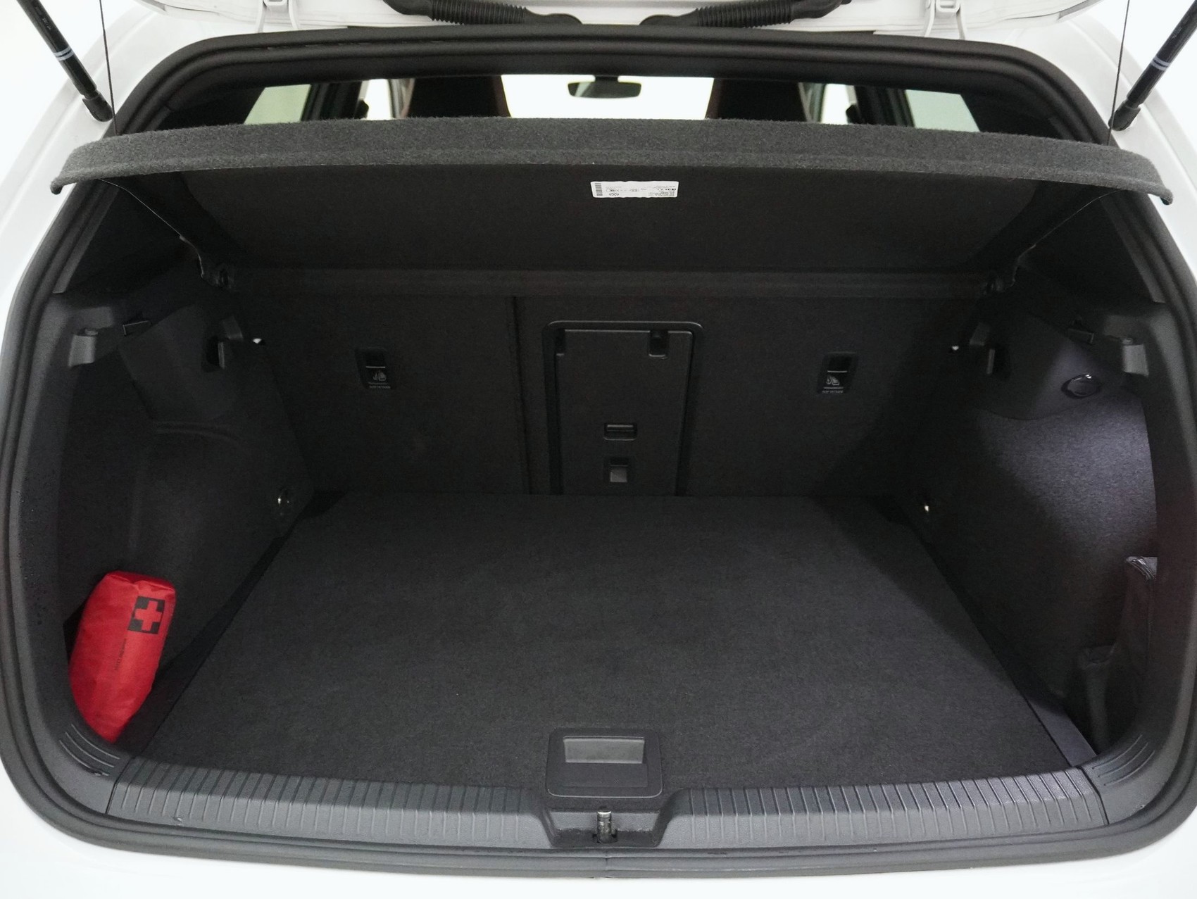 VW Golf 8.5 2.0 TSI DSG GTI Black Style (2025) ** Harman/Kardon / Head-Up / Panoramadach **-image-12