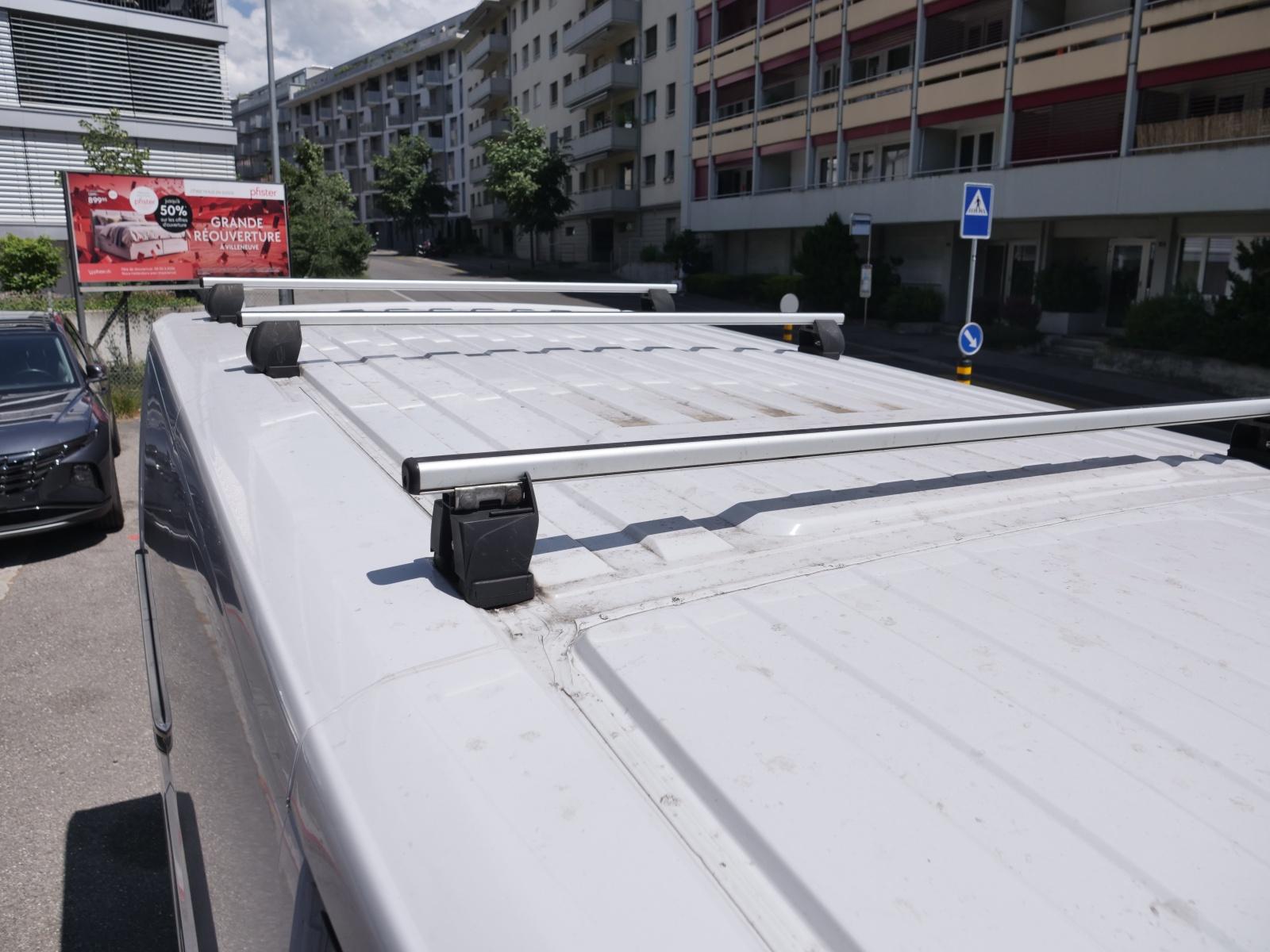 CITROEN Jumper 30 L1H1 2.2 BlueHDi 120 Control S/S-image-17
