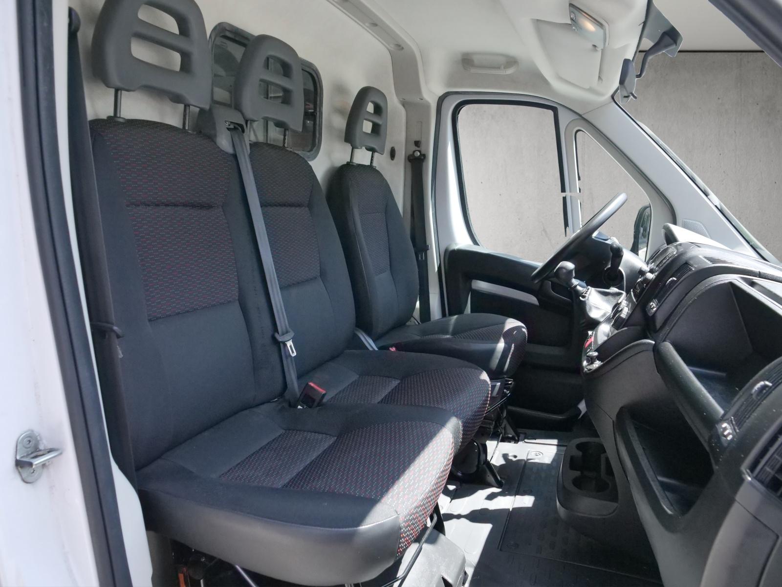 CITROEN Jumper 30 L1H1 2.2 BlueHDi 120 Control S/S-image-14