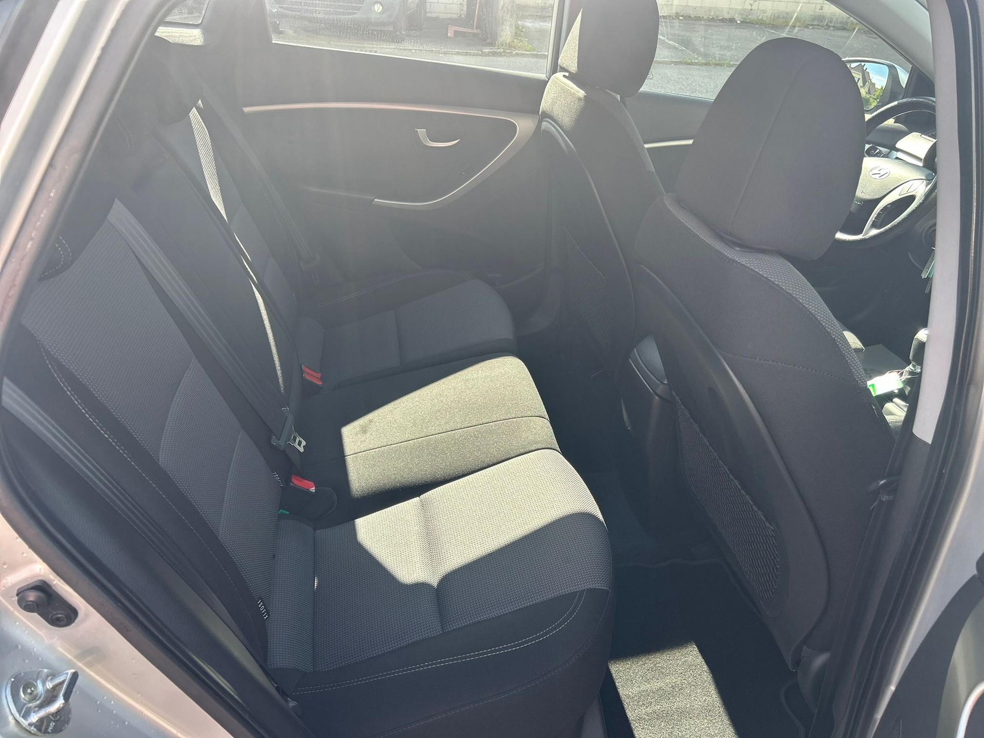 HYUNDAI i30 1.4 Comfort-image-7