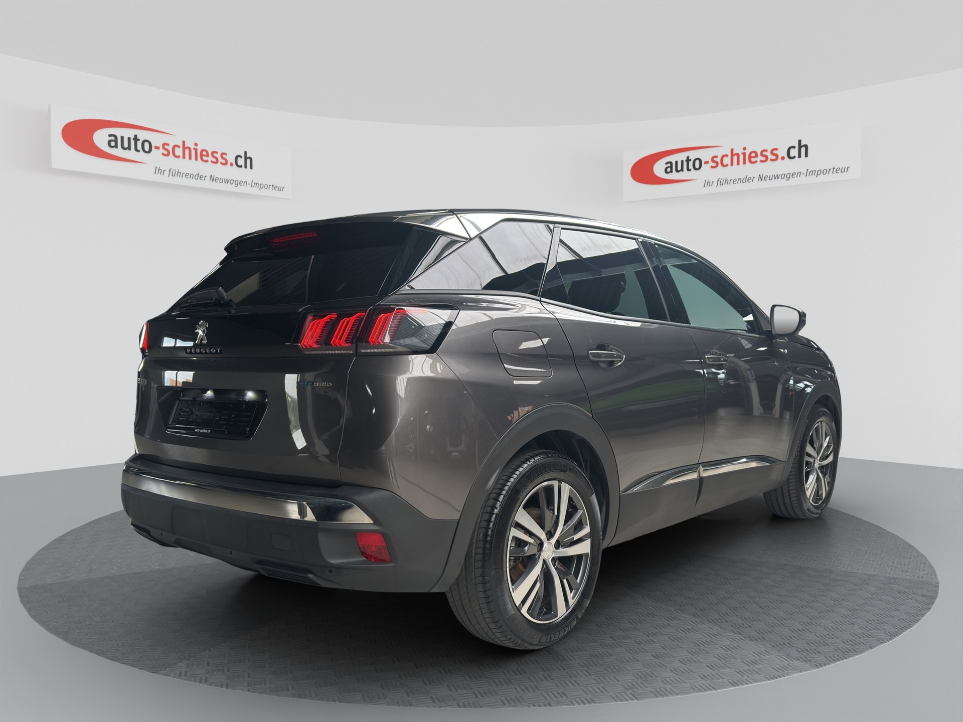 PEUGEOT 3008 180e Hybrid2 Allure Pack EAT8-image-4