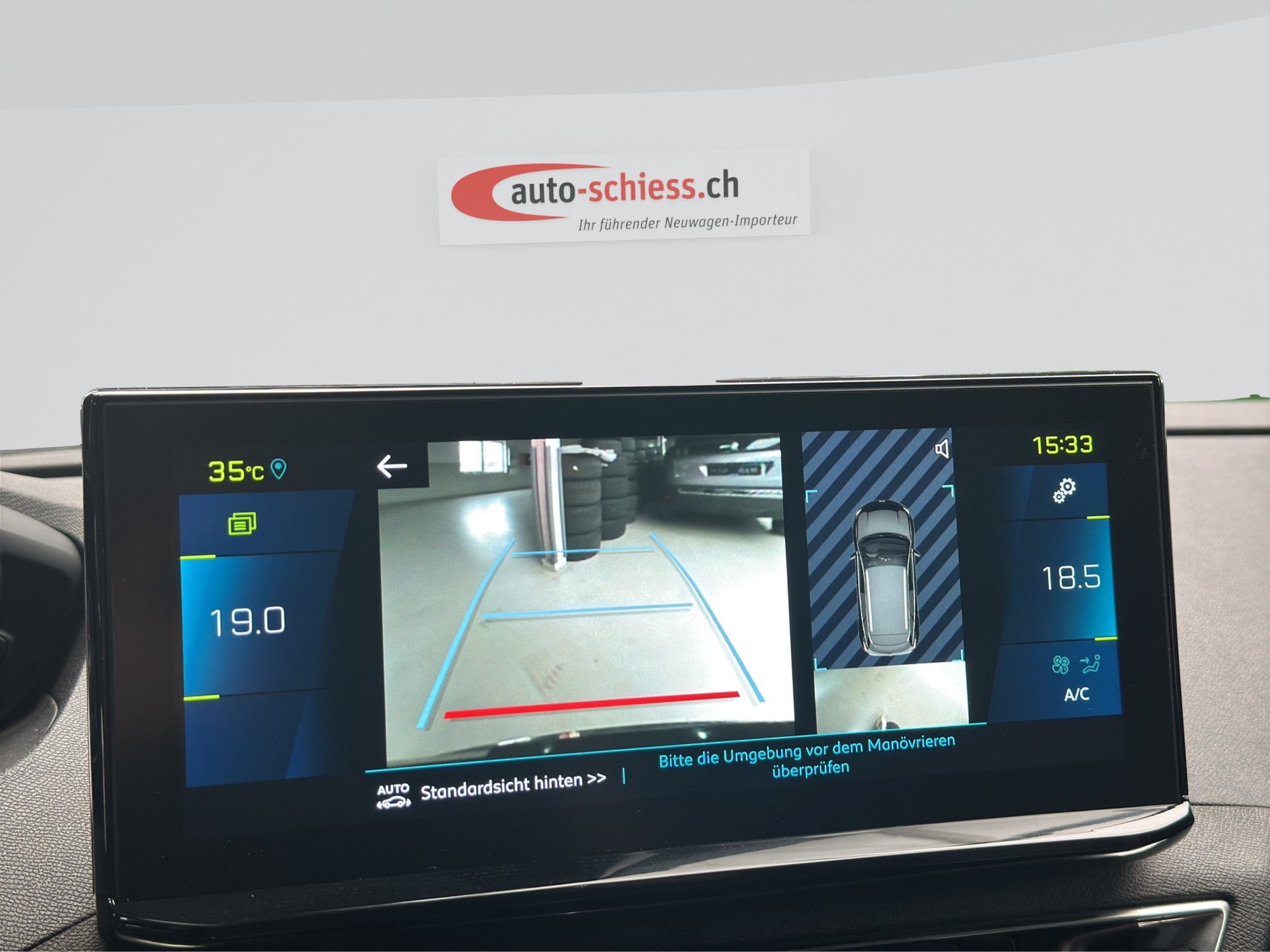 PEUGEOT 3008 180e Hybrid2 Allure Pack EAT8-image-12