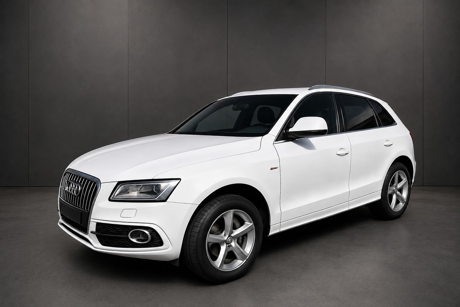 AUDI Q5 3.0 TFSI quattro tiptronic-image-0