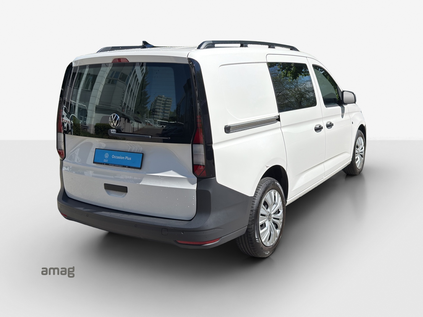 VW Caddy Cargo 2.0TDI Maxi 4Motion-image-4