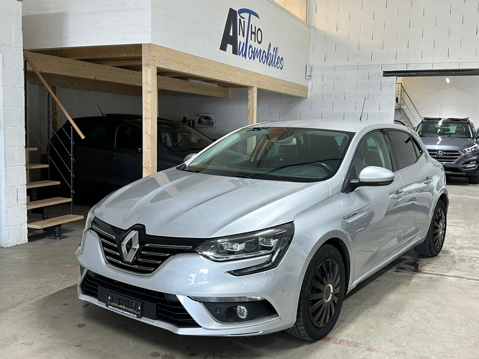 RENAULT Mégane 1.2 16V Turbo Bose-image-0