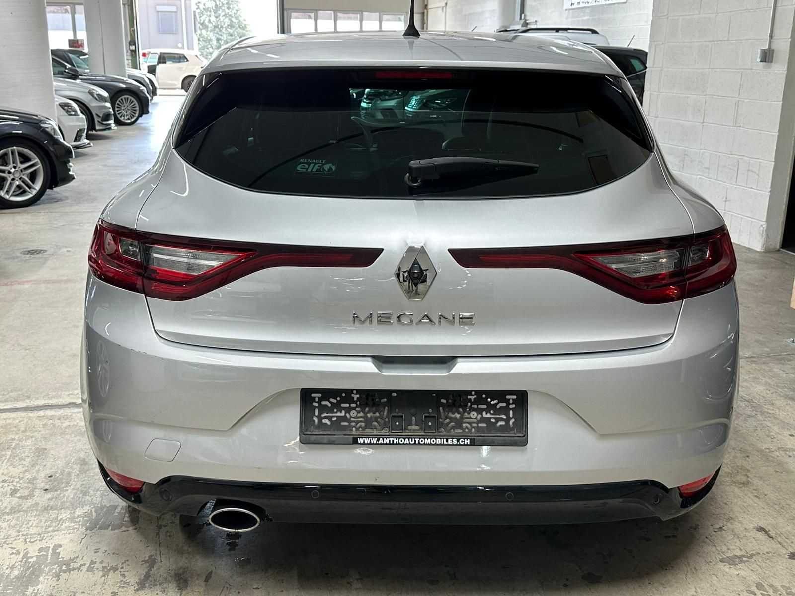 RENAULT Mégane 1.2 16V Turbo Bose-image-4