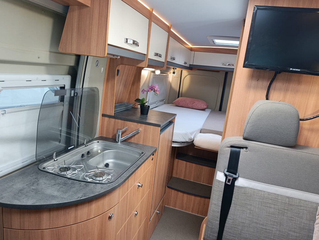 GLOBECAR Summit 640 wendig, mit Schlafkomfort, Raumgefühl eines teilintegrierten – voller Autarkie zu einem sehr guten Preis**-image-18