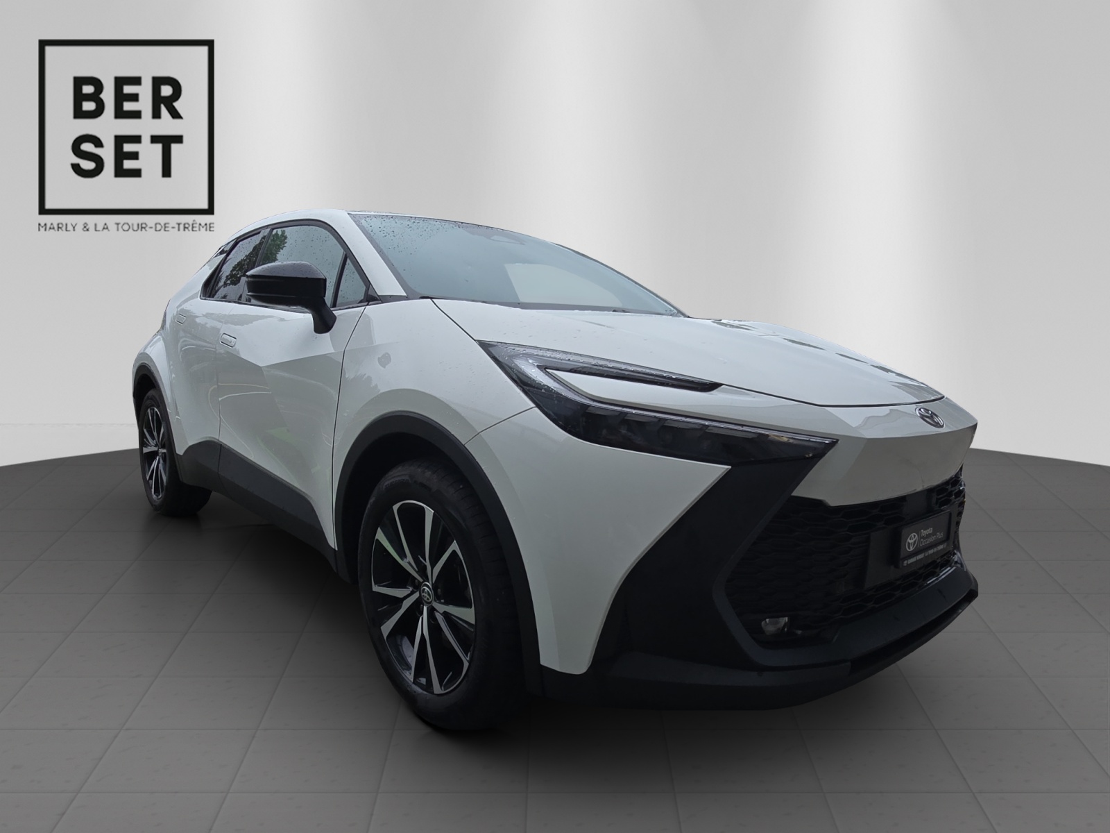 TOYOTA C-HR 2.0 PHEV Swiss Edition-image-6