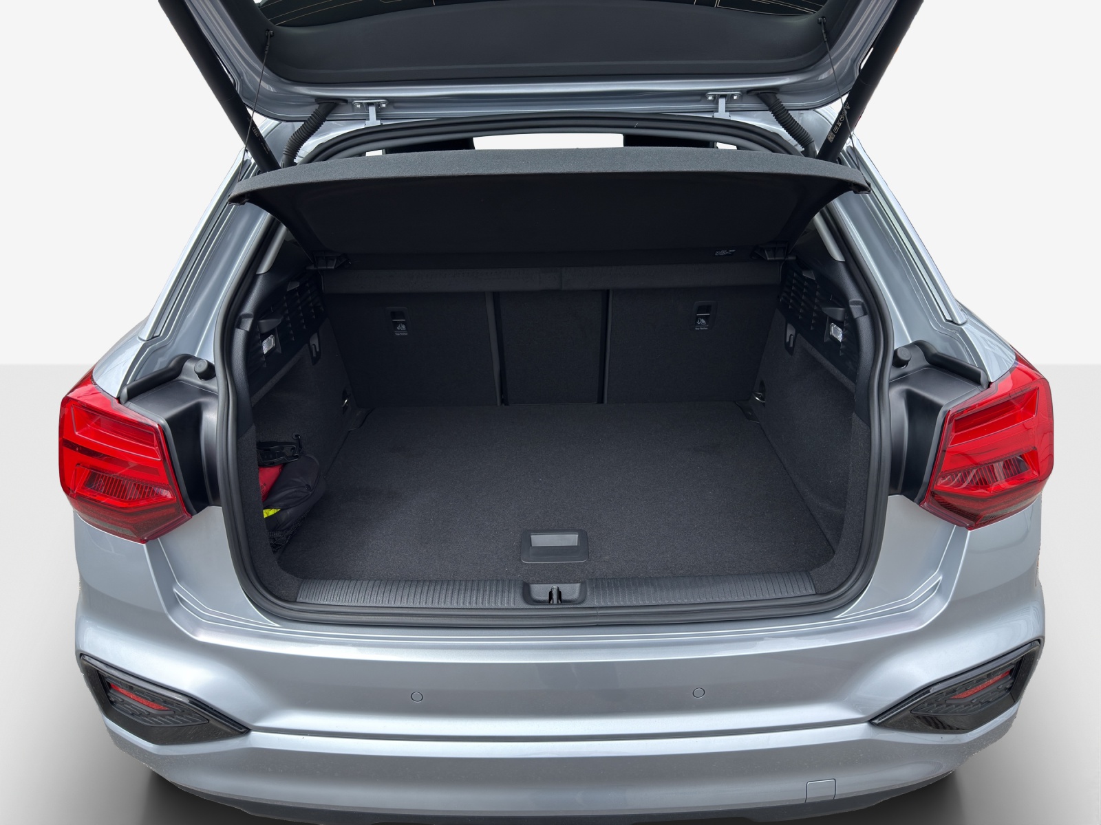 AUDI Q2 40 TFSI advanced Attraction quattro S-tronic-image-12