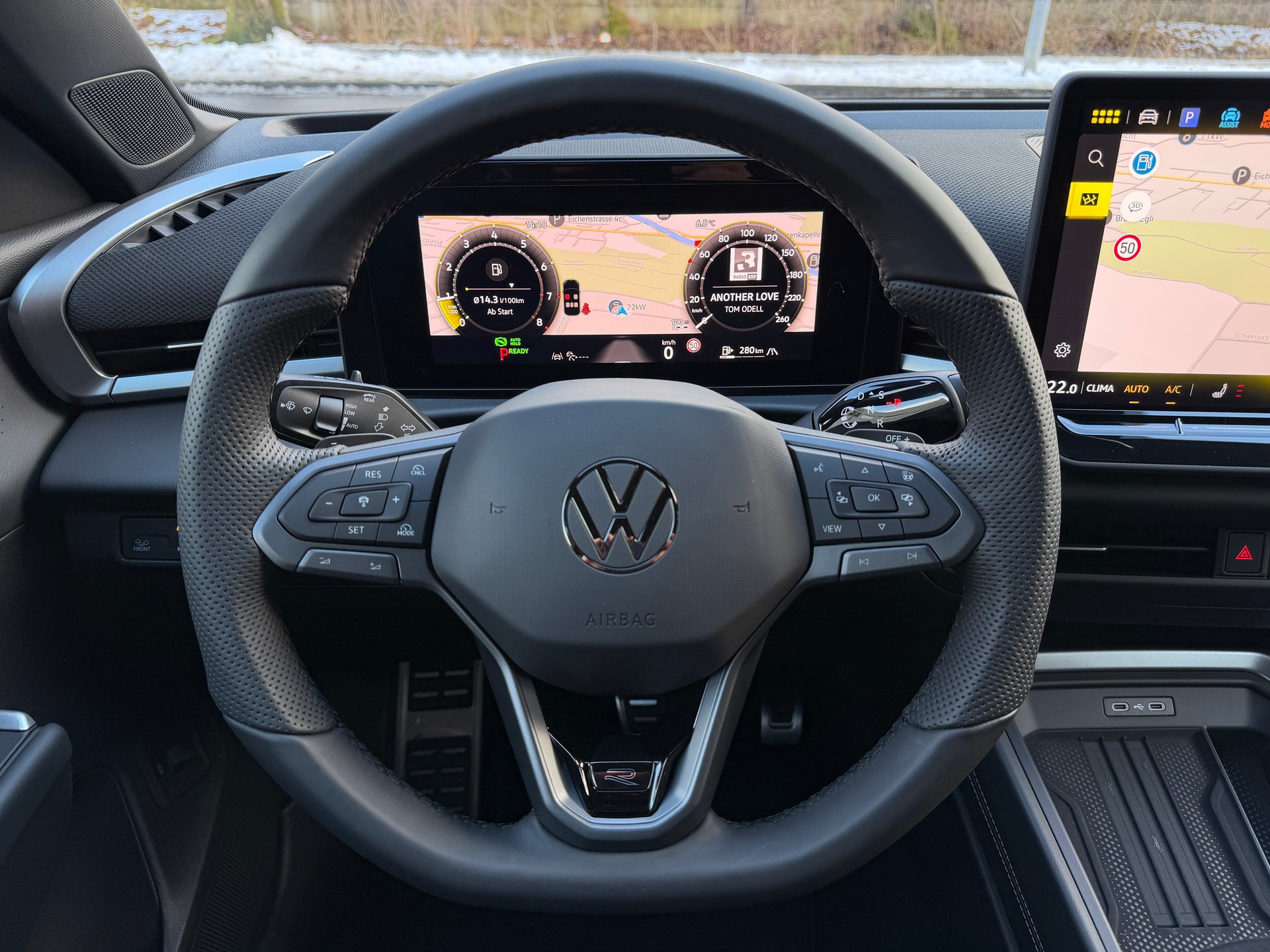 VW T-Roc 1.5 eTSI mHEV R-Line DSG-image-20