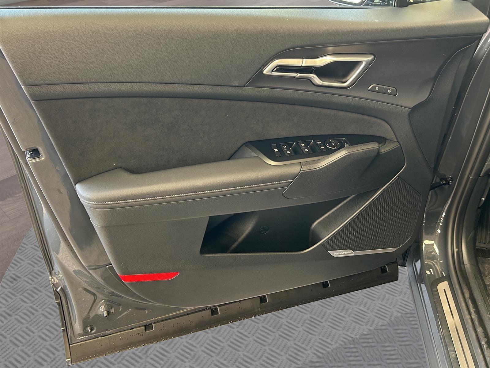 KIA Sportage 1.6 T-GDi Hybrid GT-Line-image-7