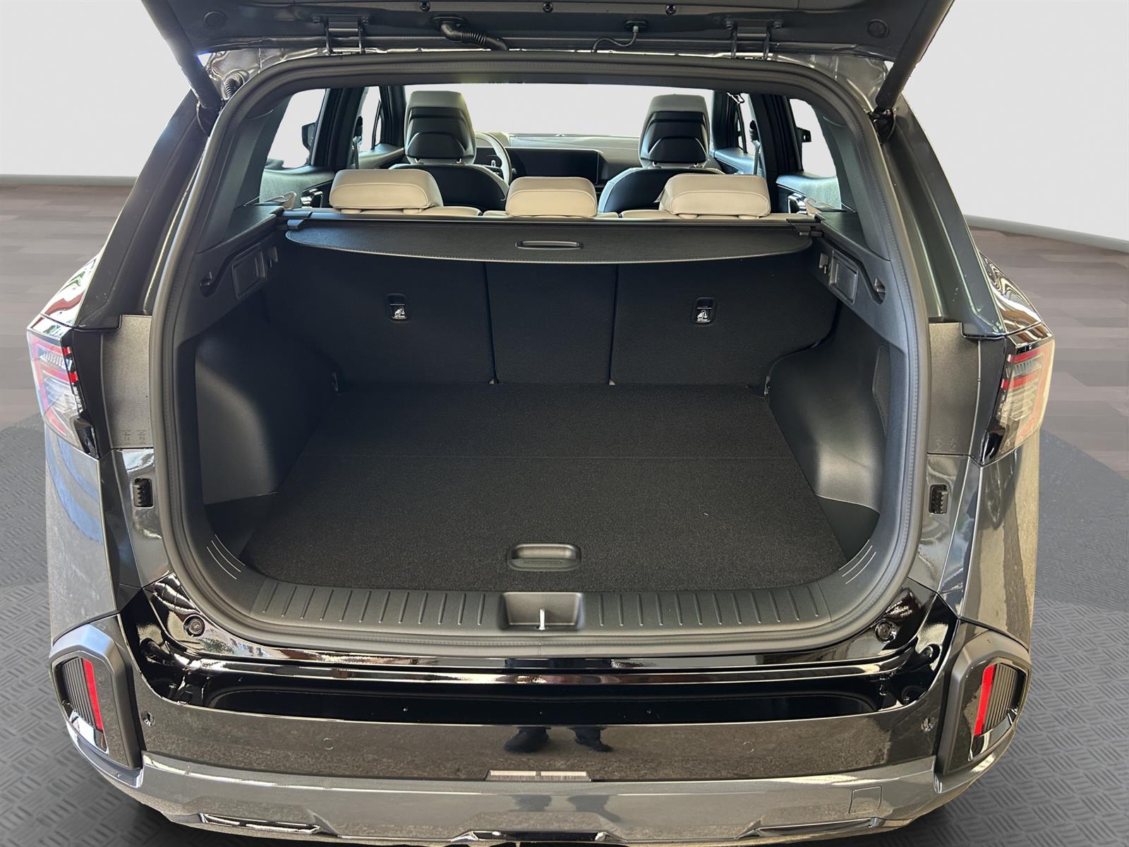 KIA Sportage 1.6 T-GDi Hybrid GT-Line-image-4