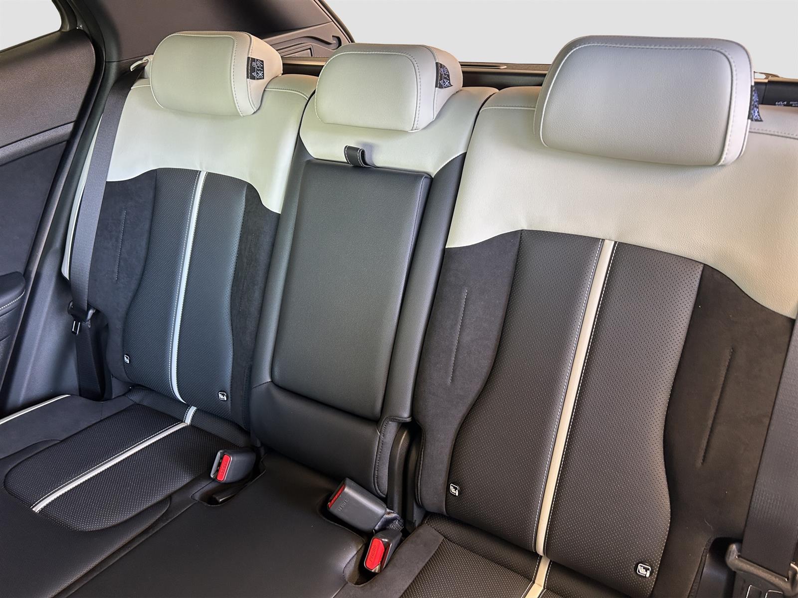 KIA Sportage 1.6 T-GDi Hybrid GT-Line-image-5