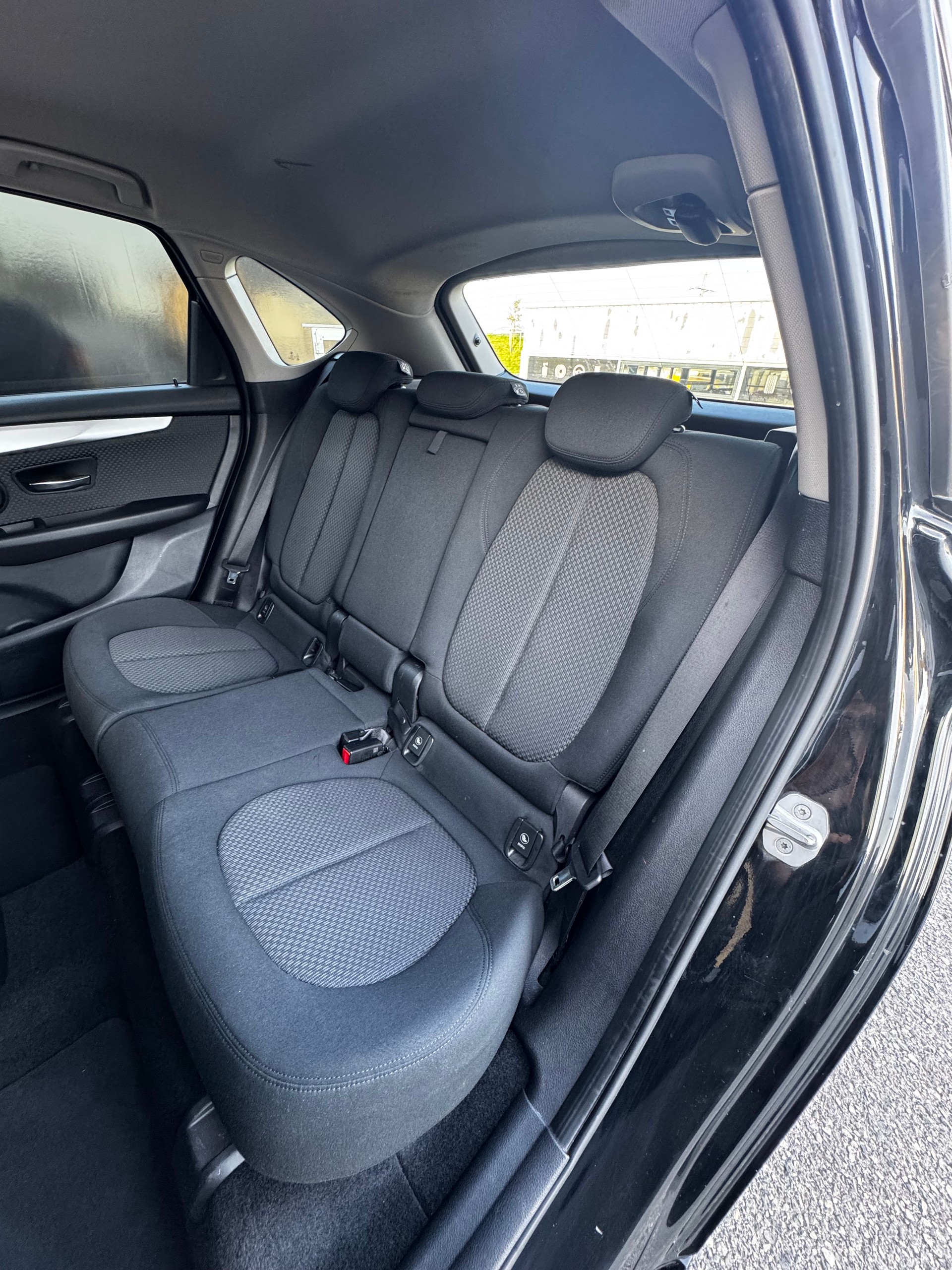 BMW 220d Active Tourer Steptronic-image-13