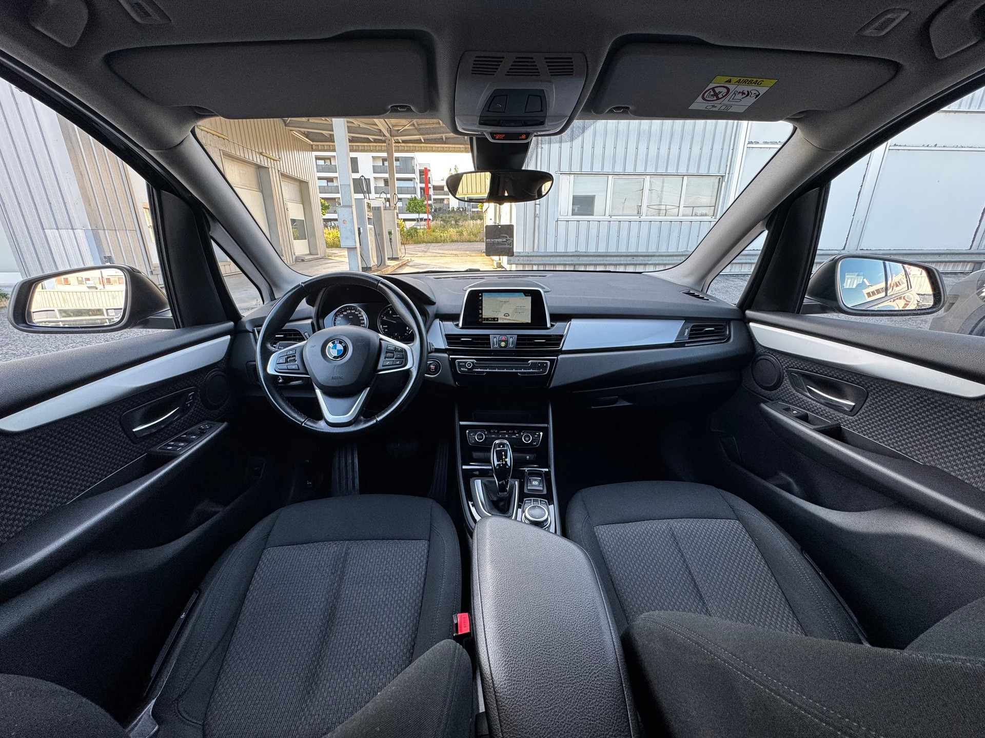 BMW 220d Active Tourer Steptronic-image-8