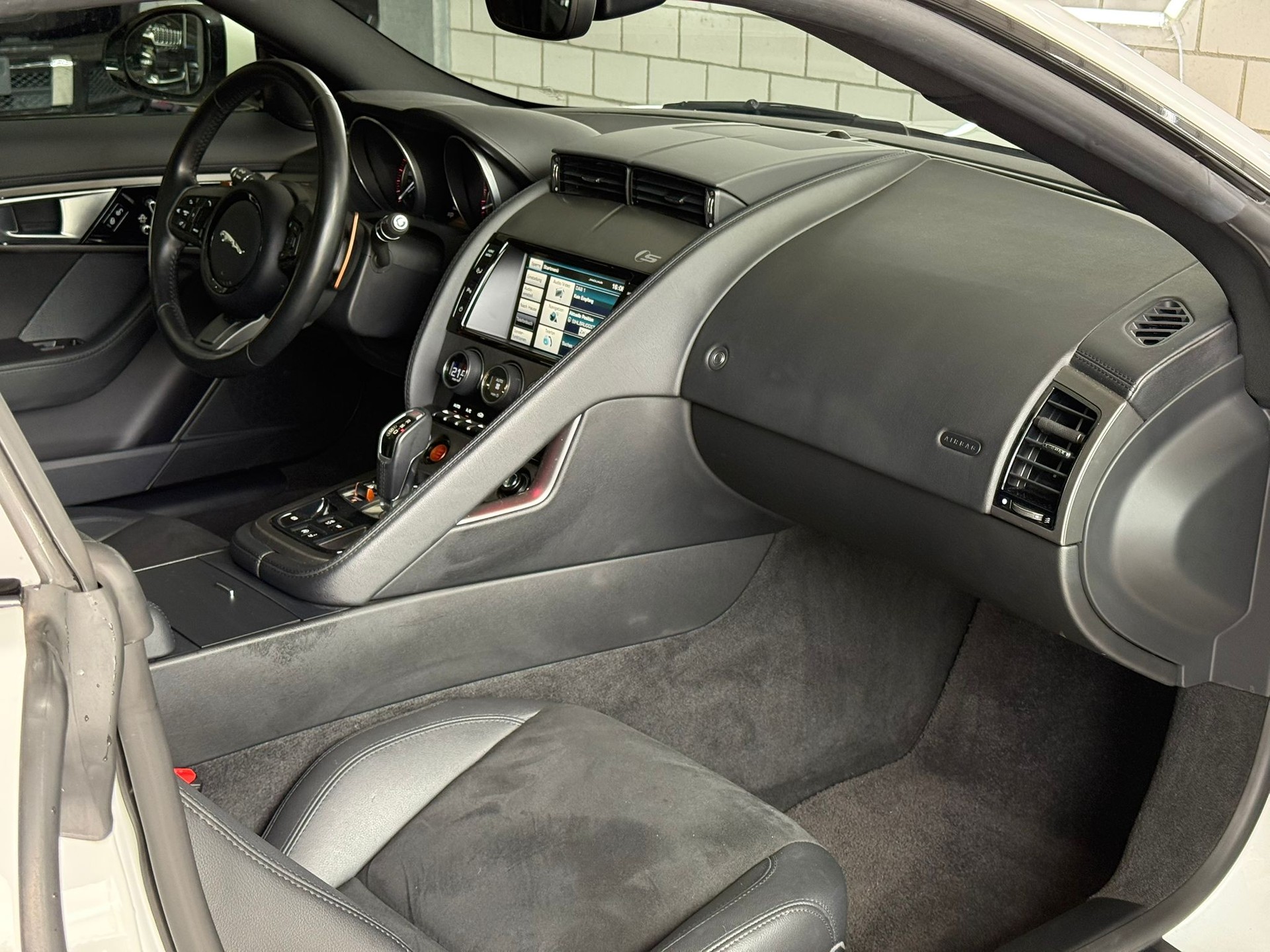JAGUAR F-Type Coupé S 3.0 V6 S/C-image-6