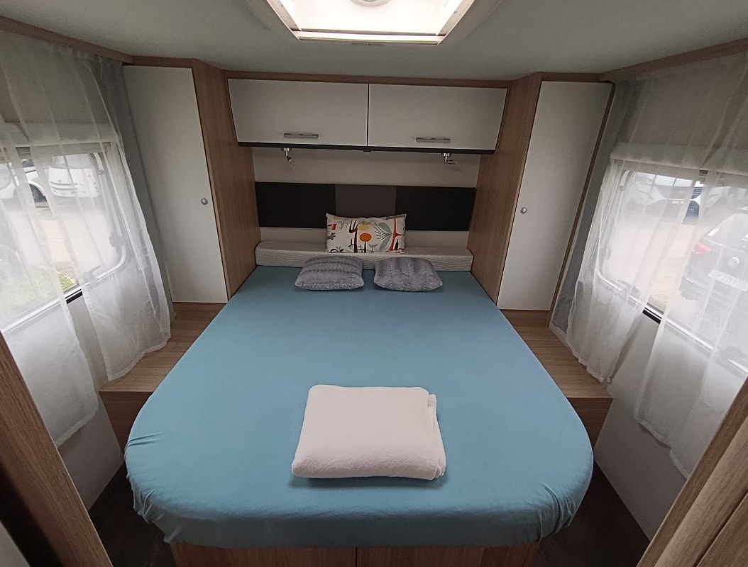 SUNLIGHT T67 LC ***Hervorragendes Preis-Leistungs-Verhältnis***Solar Panel *Wechselrichter 2000W *Rückfahrkamera *Navigation *-showroom-element-3