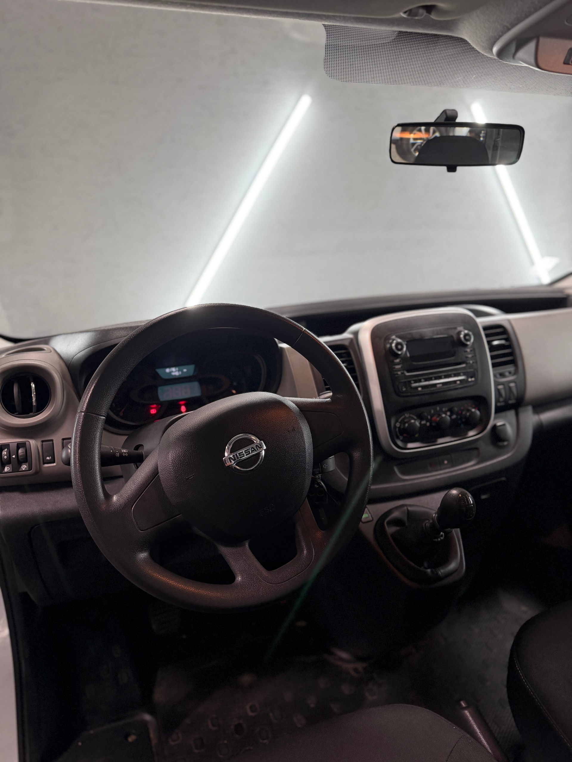 NISSAN NV300 dCi 125 2.9 L2H1 Comfort-image-16