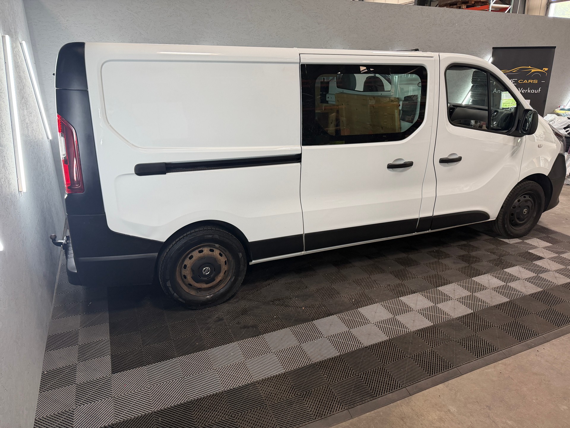 NISSAN NV300 dCi 125 2.9 L2H1 Comfort-image-5