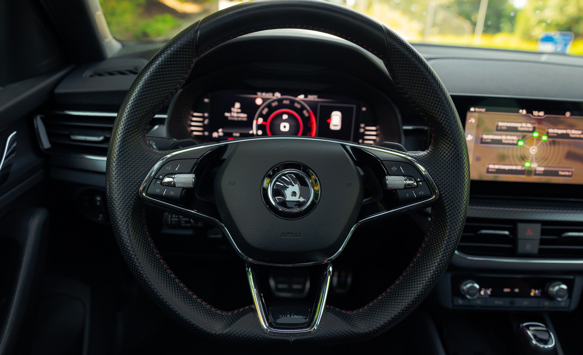 SKODA Kamiq 1.5 TSI ACT Monte Carlo DSG-image-5