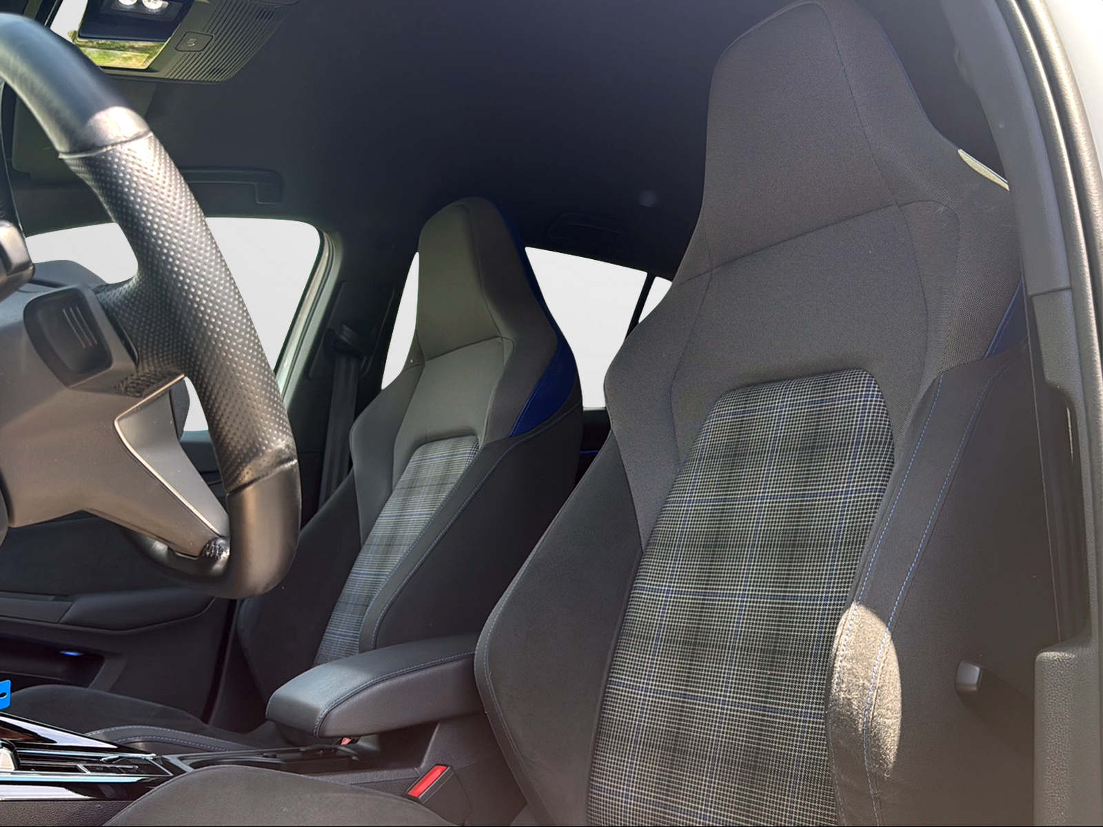 VW Golf 1.4 TSI PHEV GTE-image-8