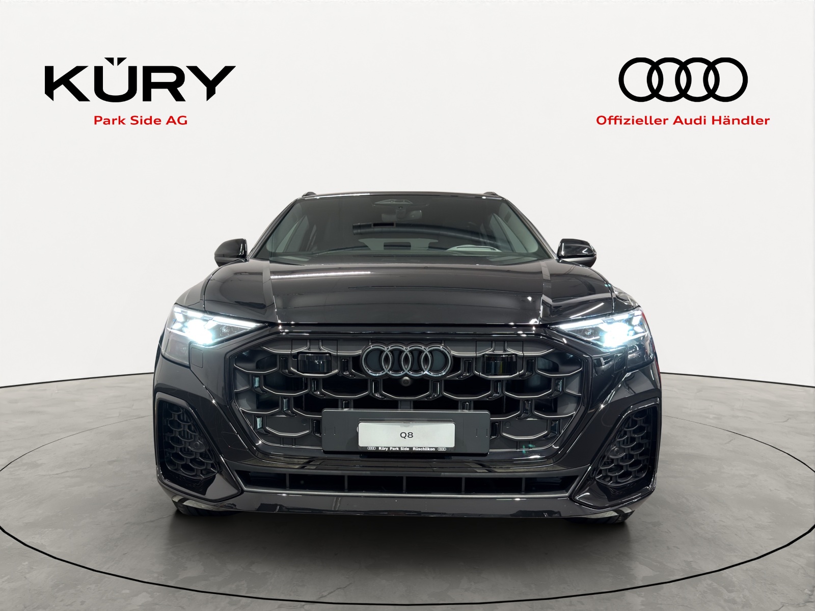 AUDI Q8 SUV TFSI quat. 250 kW tip. 340PS-image-1