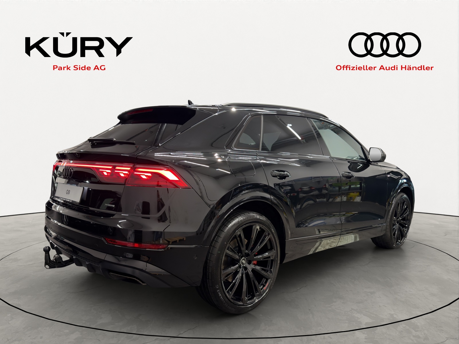 AUDI Q8 SUV TFSI quat. 250 kW tip. 340PS-image-3