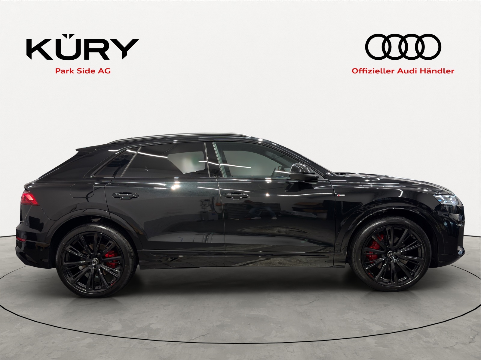 AUDI Q8 SUV TFSI quat. 250 kW tip. 340PS-showroom-element-2