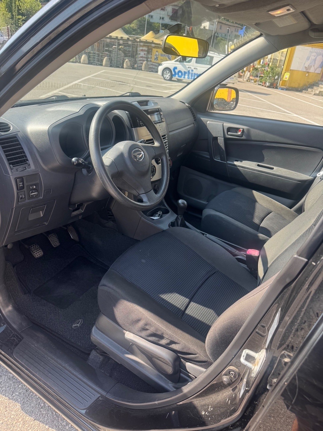 DAIHATSU Terios 1.5 16V 4WD-image-2