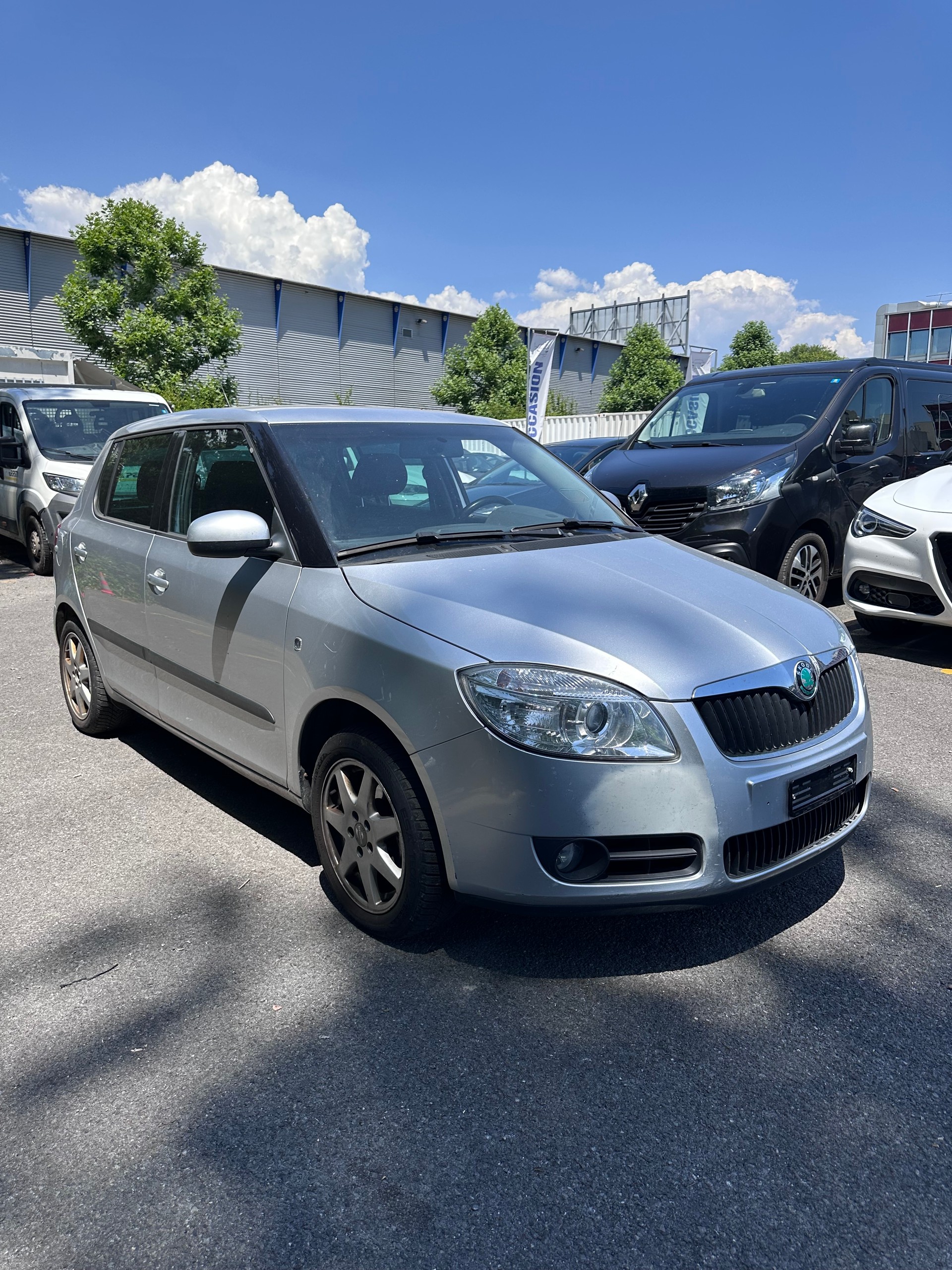 SKODA Fabia 1.4 Elegance-image-5