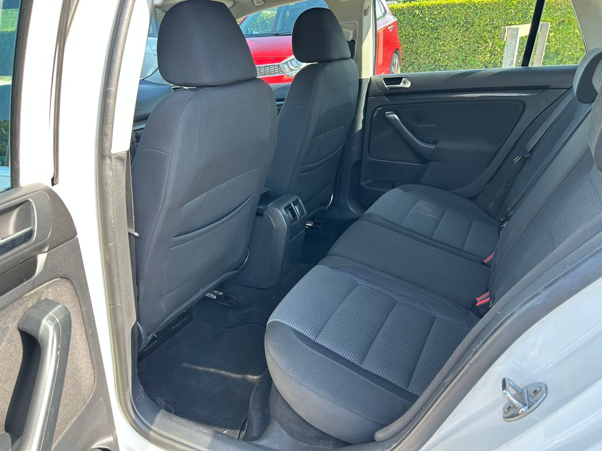 VW Golf Variant 1.4 TSI Team DSG-image-7