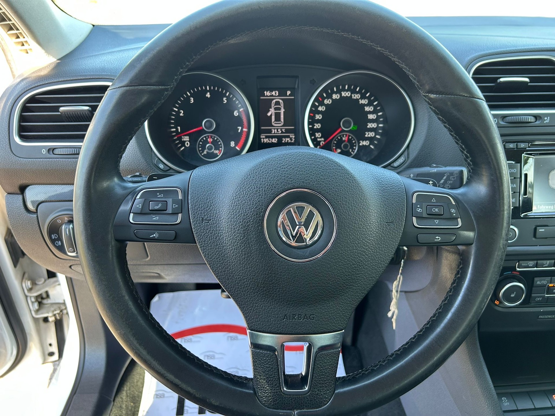 VW Golf Variant 1.4 TSI Team DSG-image-10