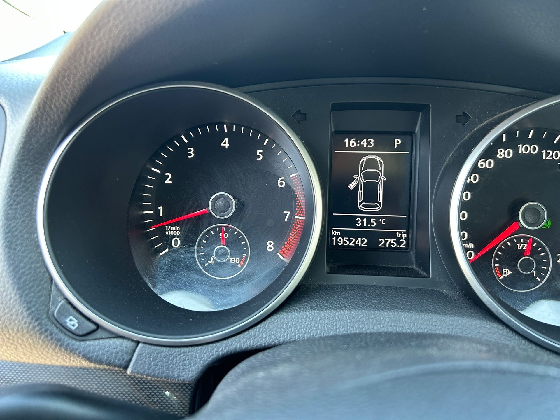 VW Golf Variant 1.4 TSI Team DSG-image-12