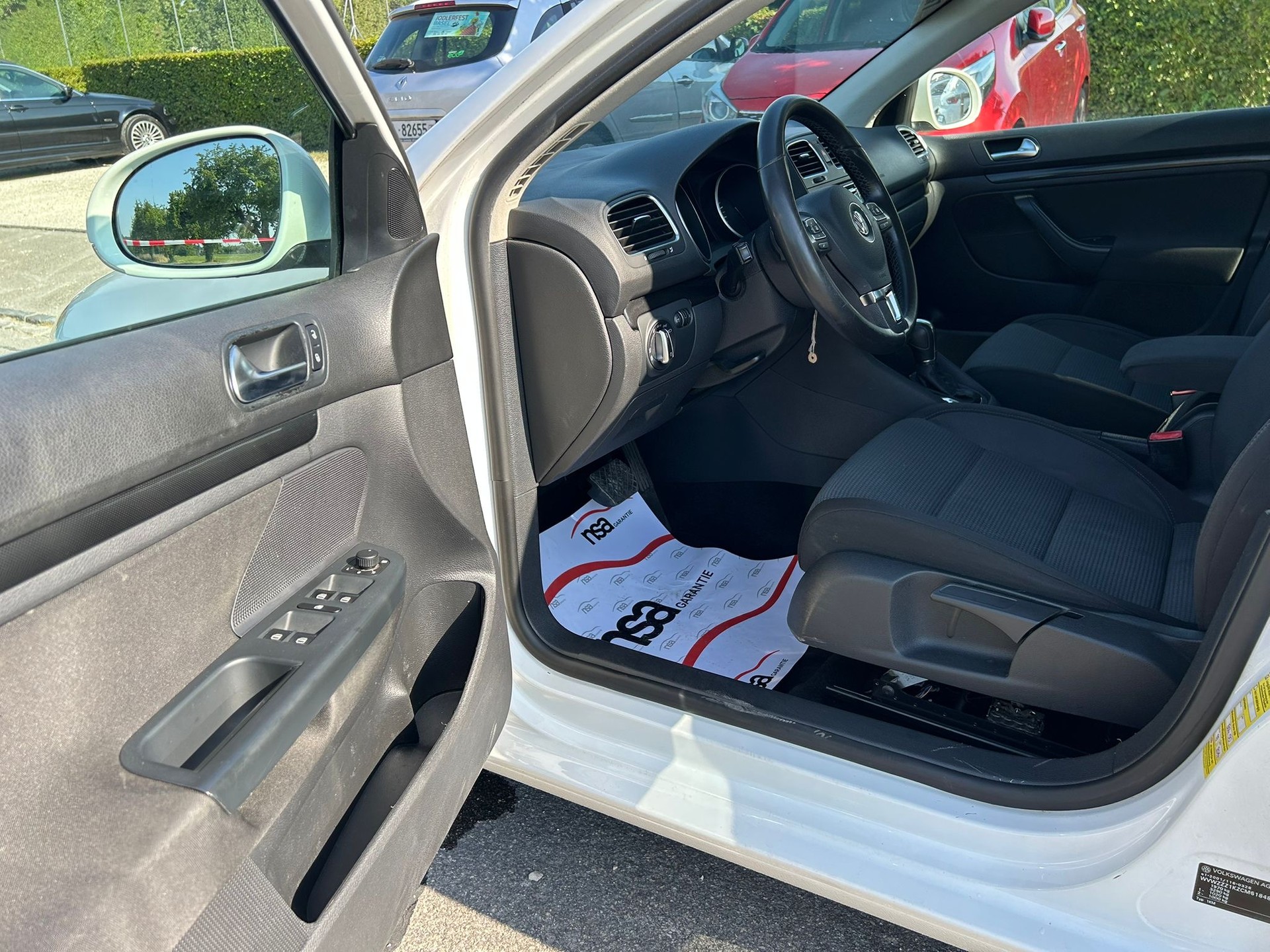 VW Golf Variant 1.4 TSI Team DSG-image-9