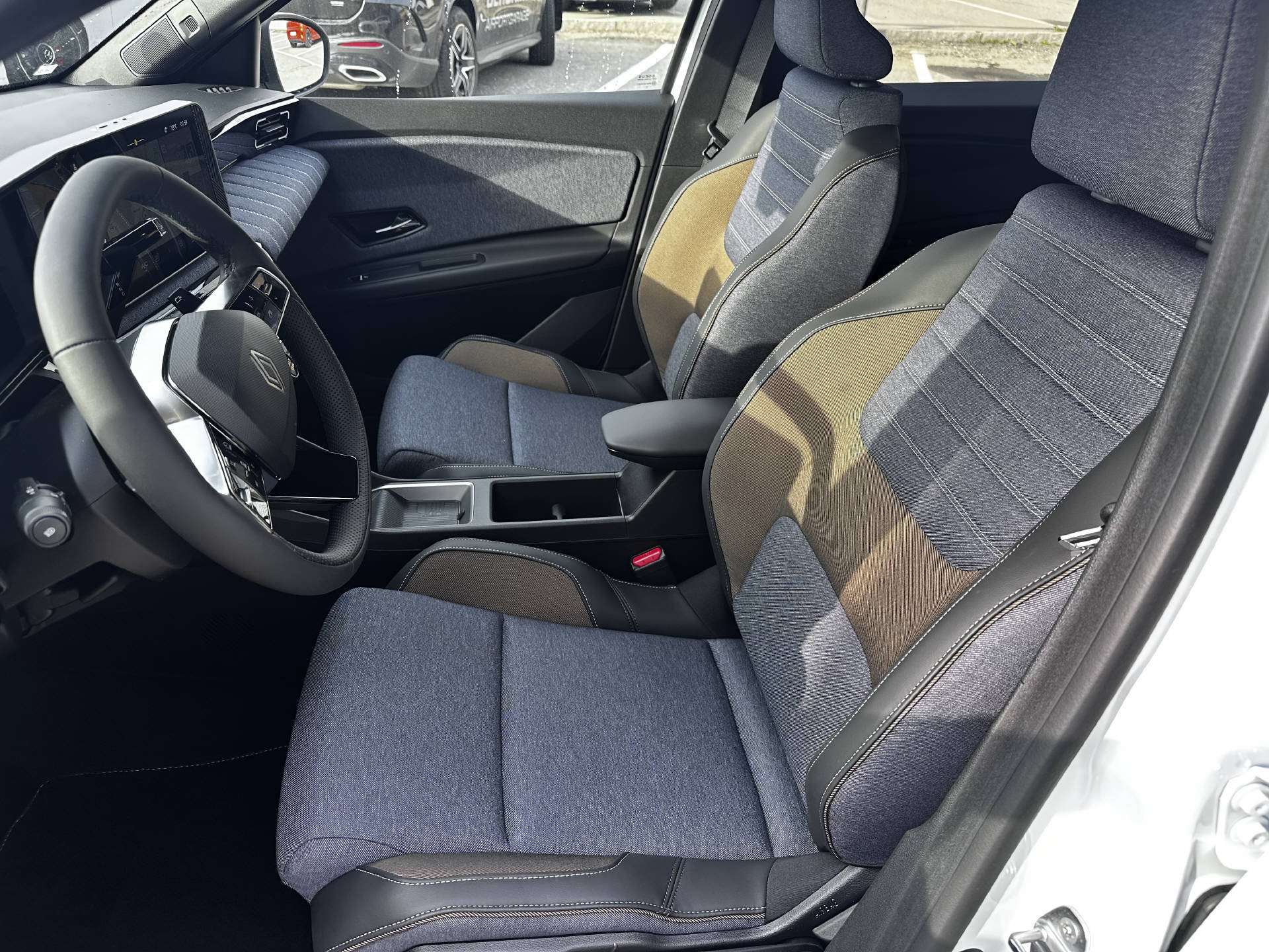 RENAULT R5 E-Tech Comfort Range techno-image-10