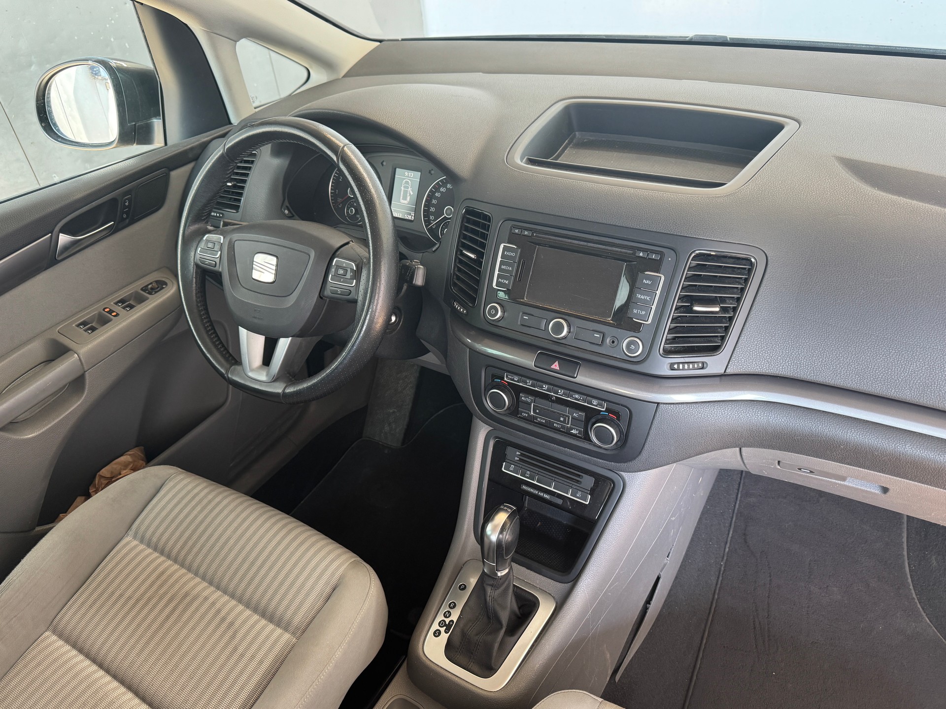 SEAT Alhambra 1.4 TSI Reference Eco DSG-image-11